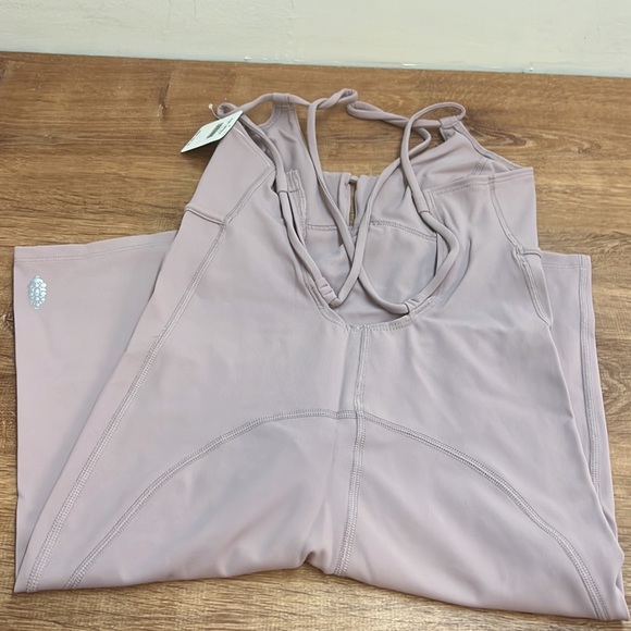 FREE PEOPLE GLOW ONE PIECE XS - Picture 5 of 9